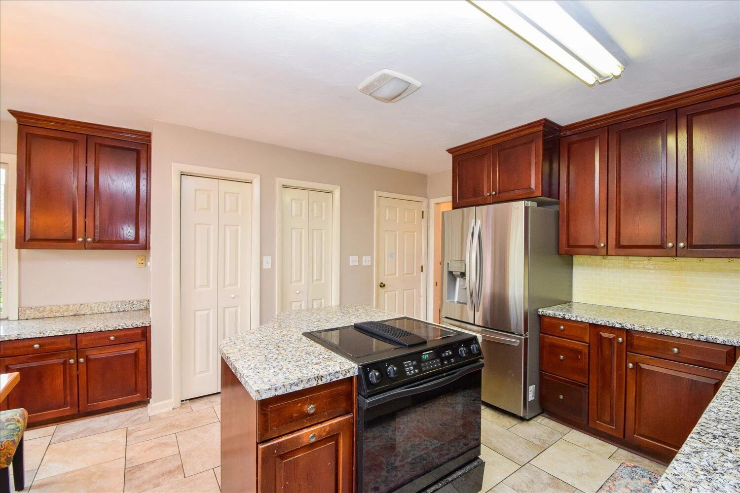 3068 Sedgefield RD - Photo 13