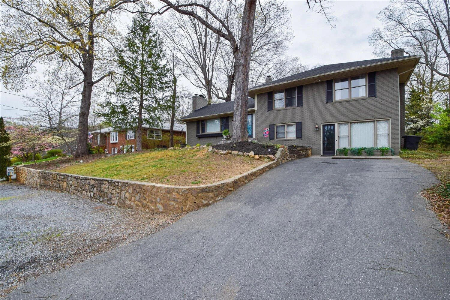 3068 Sedgefield RD - Photo 28