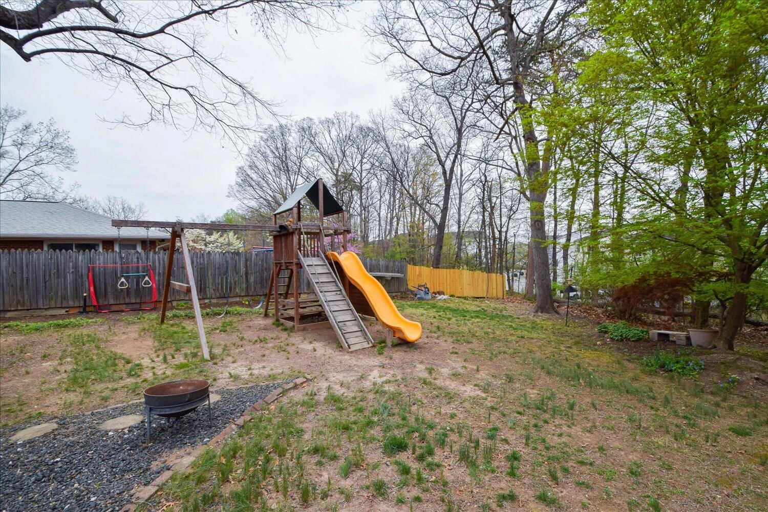 3068 Sedgefield RD - Photo 34