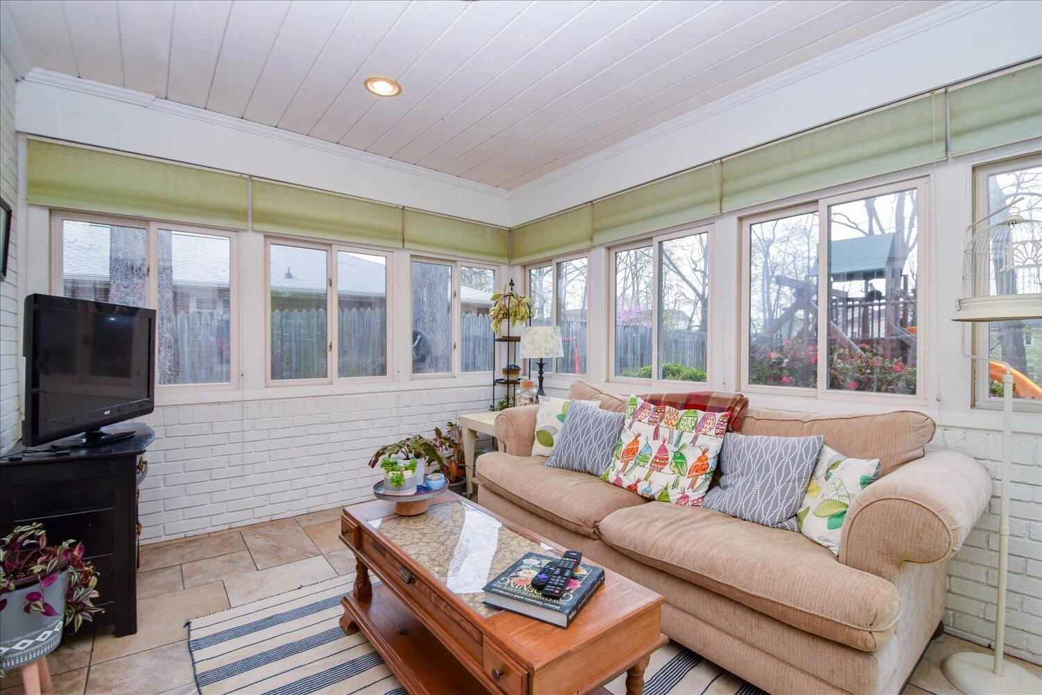 3068 Sedgefield RD - Photo 8