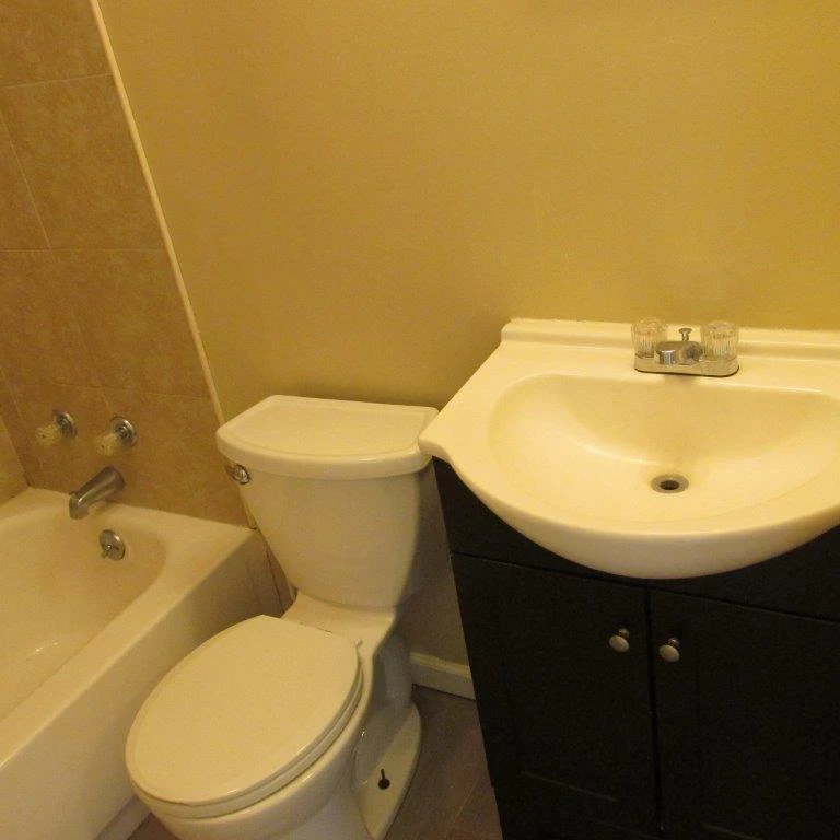 1425 Carlisle AVE - Photo 12
