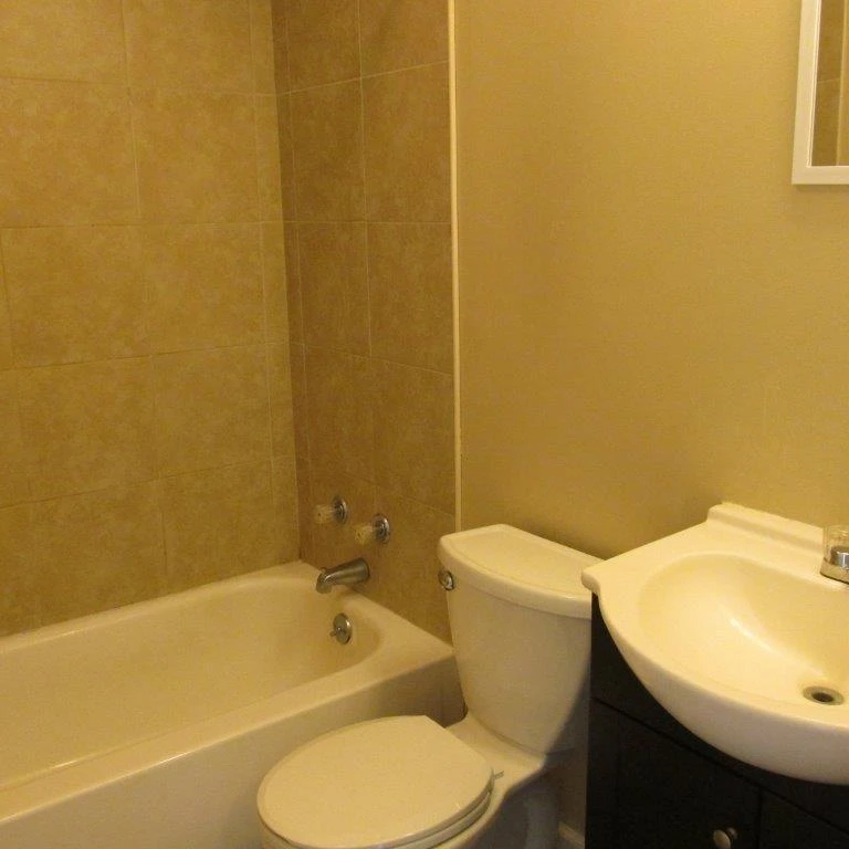 1425 Carlisle AVE - Photo 13