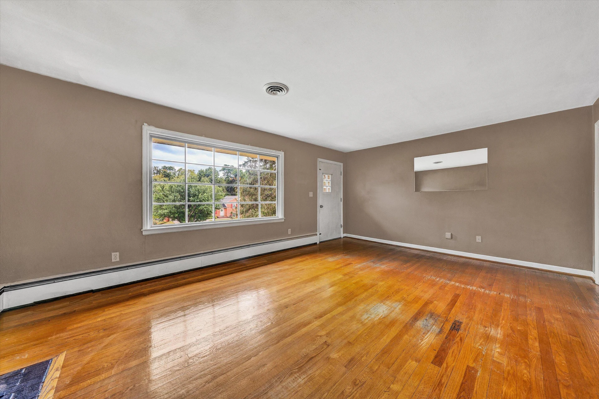 4811 Norwood ST - Photo 5