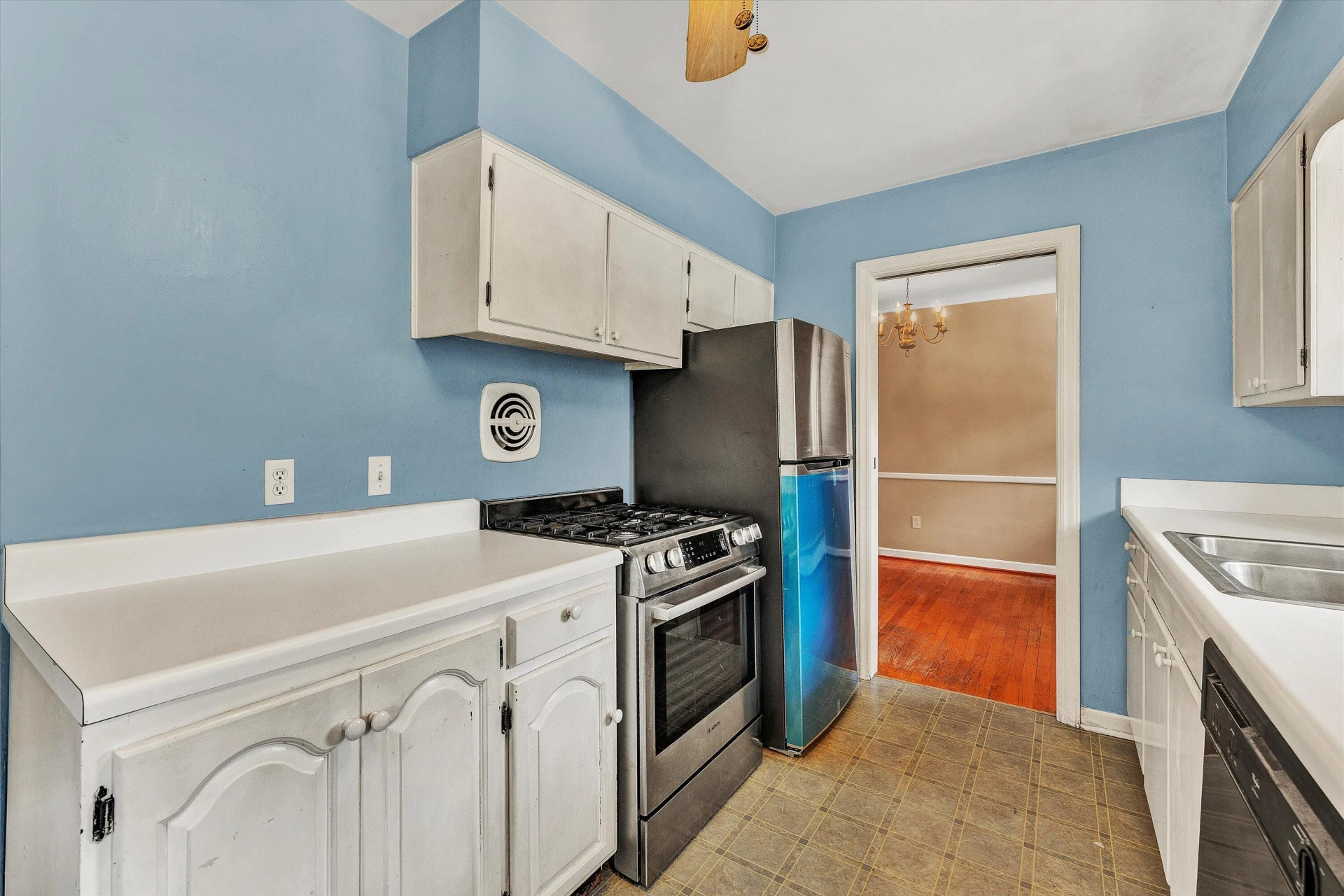 4811 Norwood ST - Photo 8