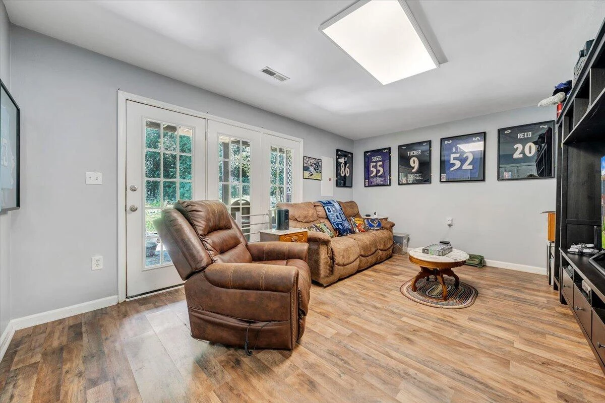 4715 Wembley PL - Photo 18