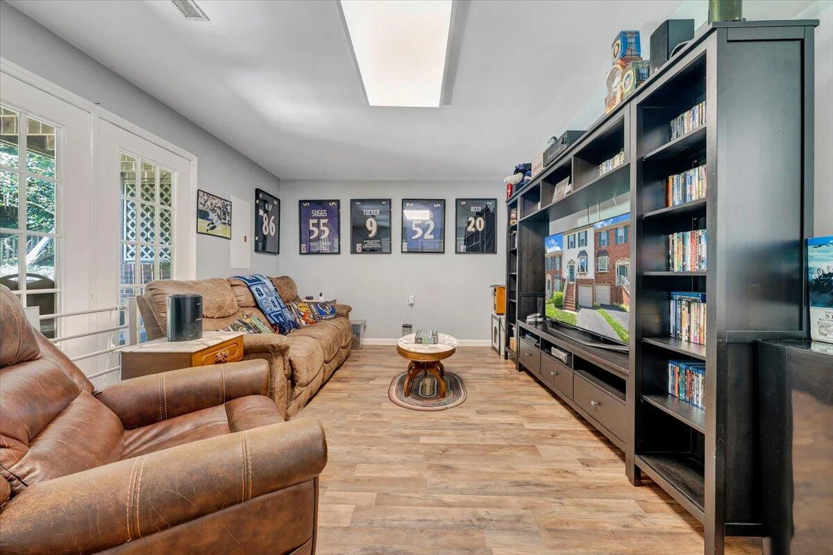 4715 Wembley PL - Photo 19