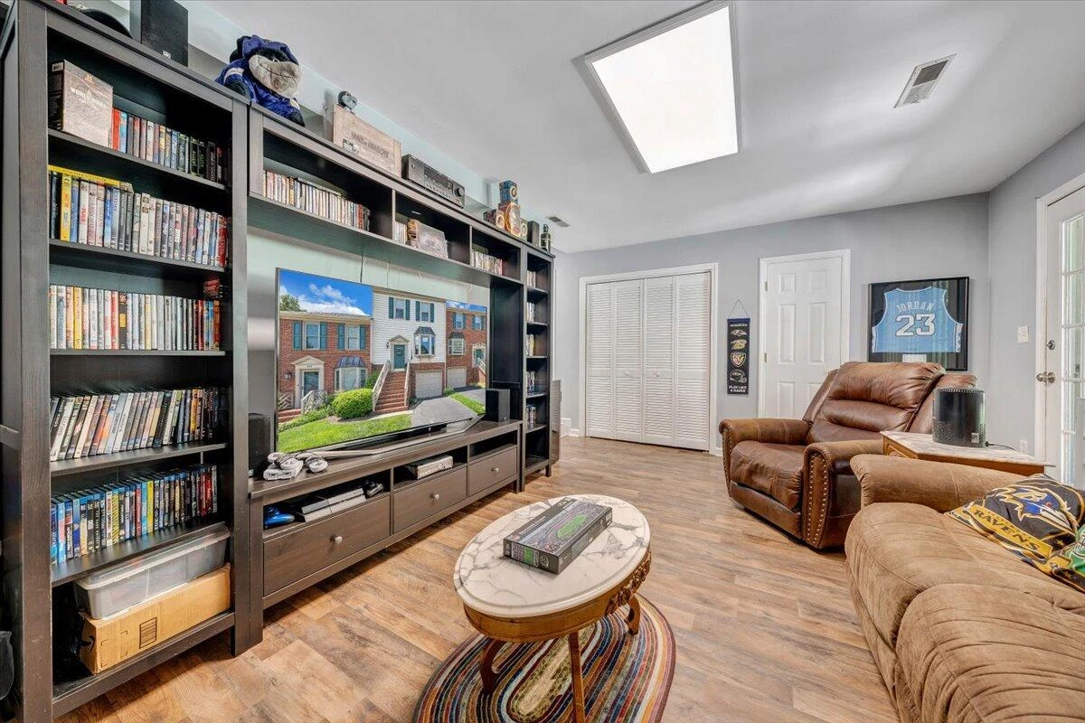 4715 Wembley PL - Photo 20