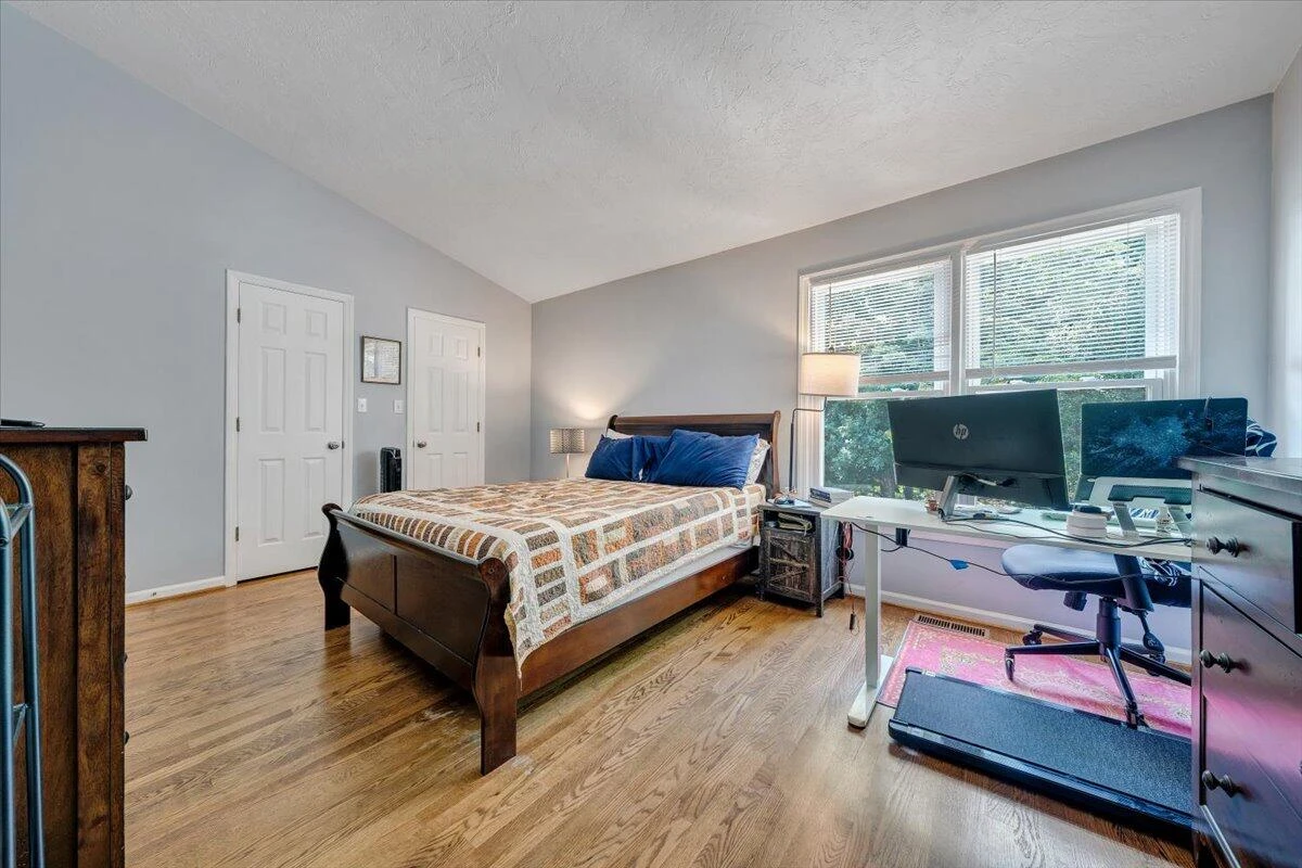 4715 Wembley PL - Photo 29
