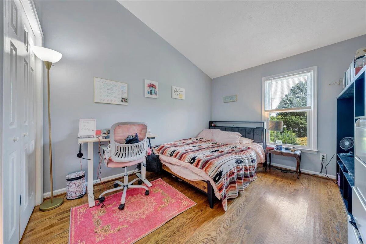 4715 Wembley PL - Photo 34