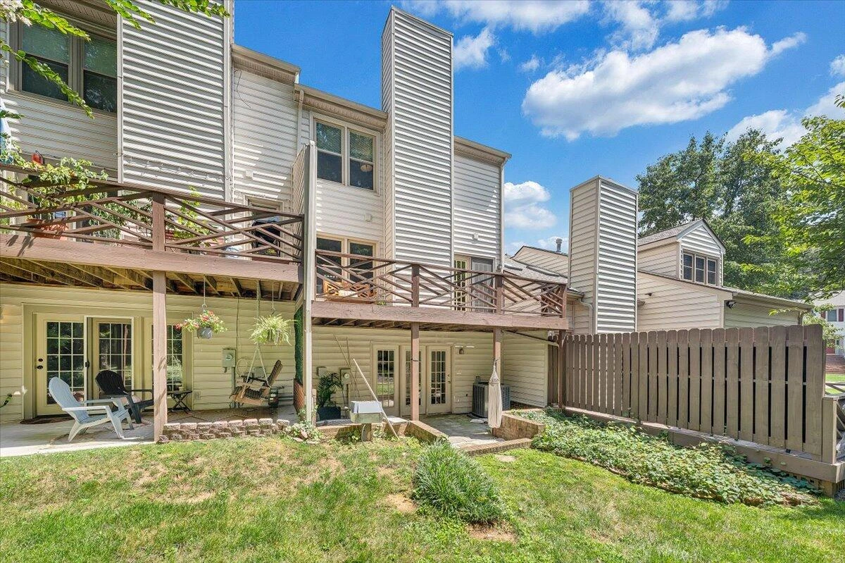 4715 Wembley PL - Photo 36