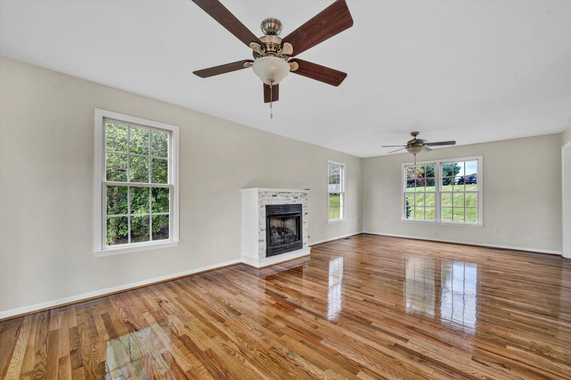 2269 Karen DR - Photo 15