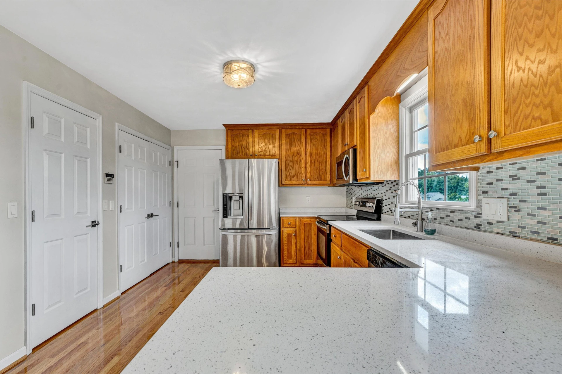 2269 Karen DR - Photo 21