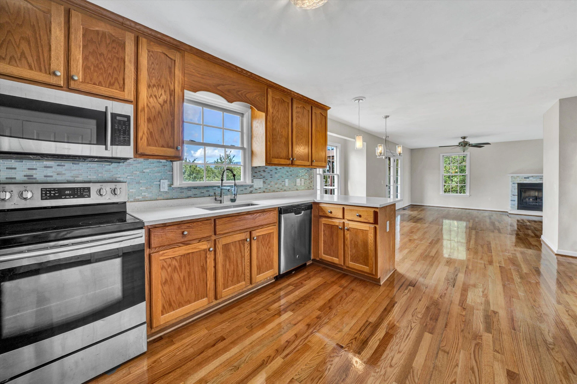 2269 Karen DR - Photo 24