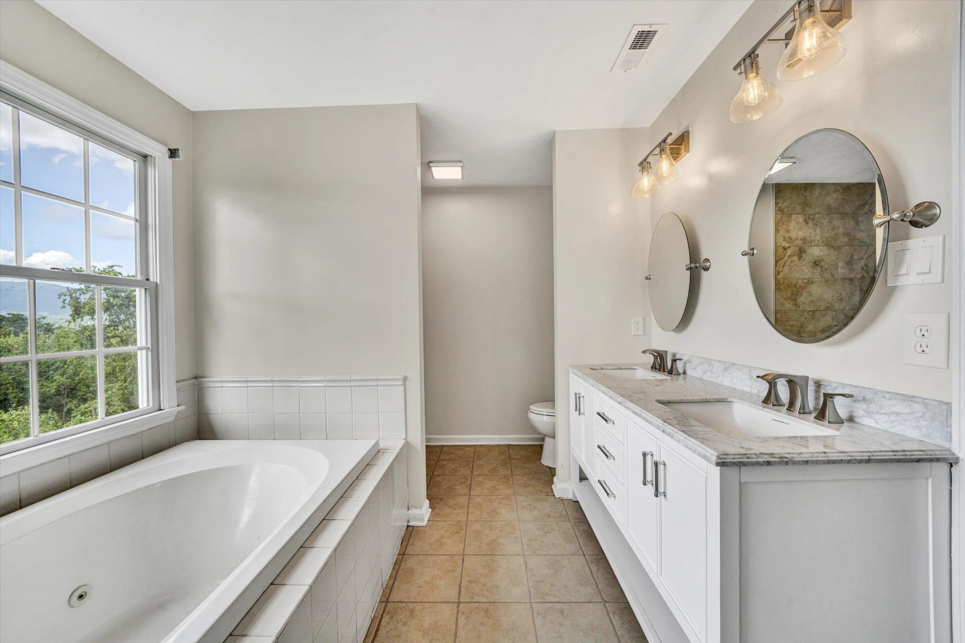 2269 Karen DR - Photo 32