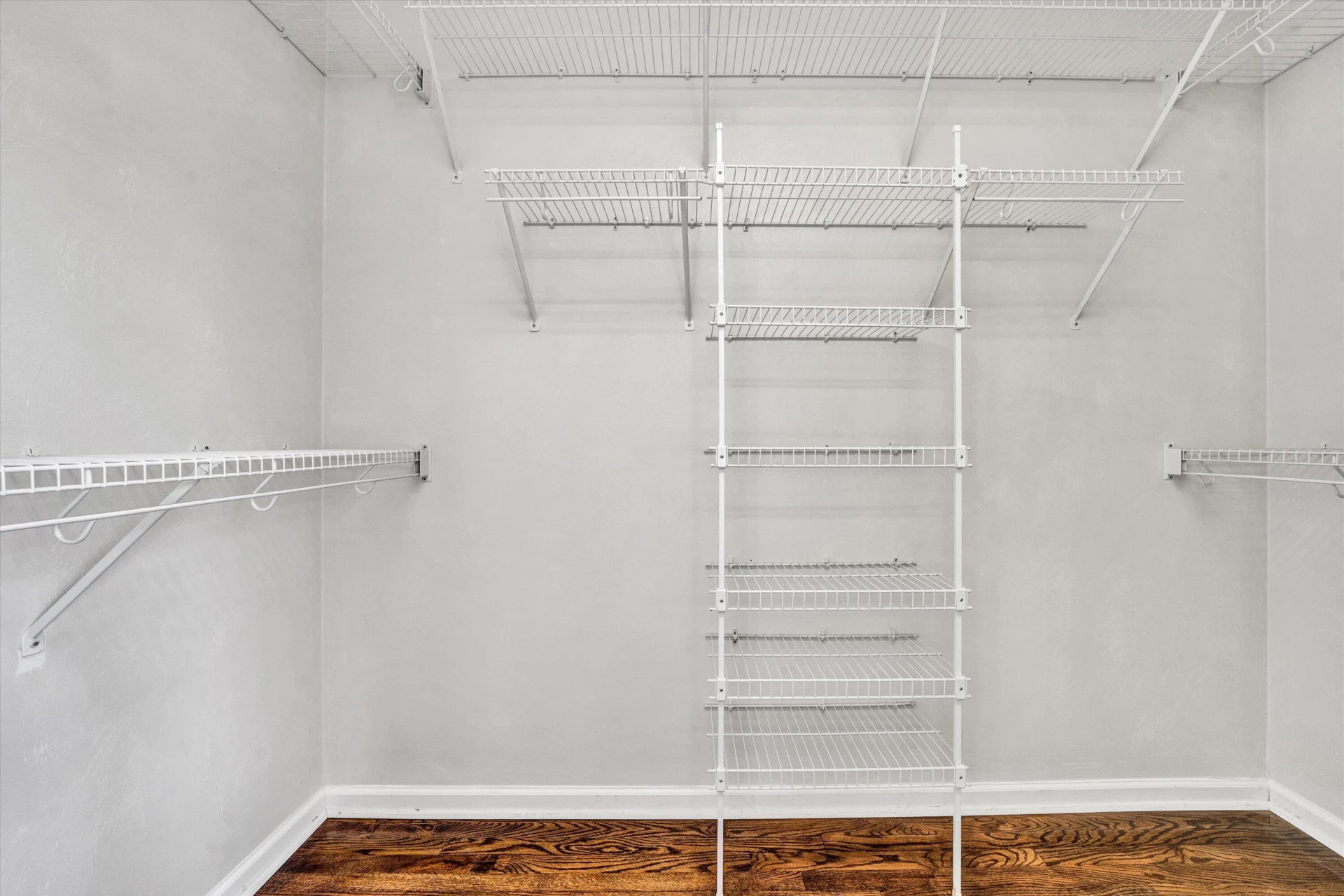 2269 Karen DR - Photo 37