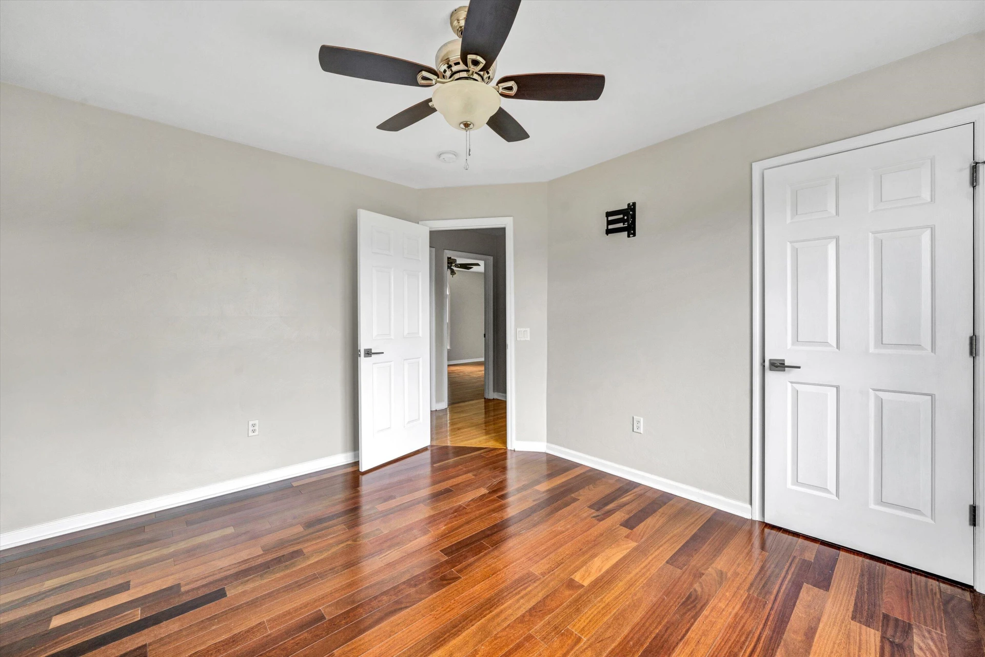 2269 Karen DR - Photo 41