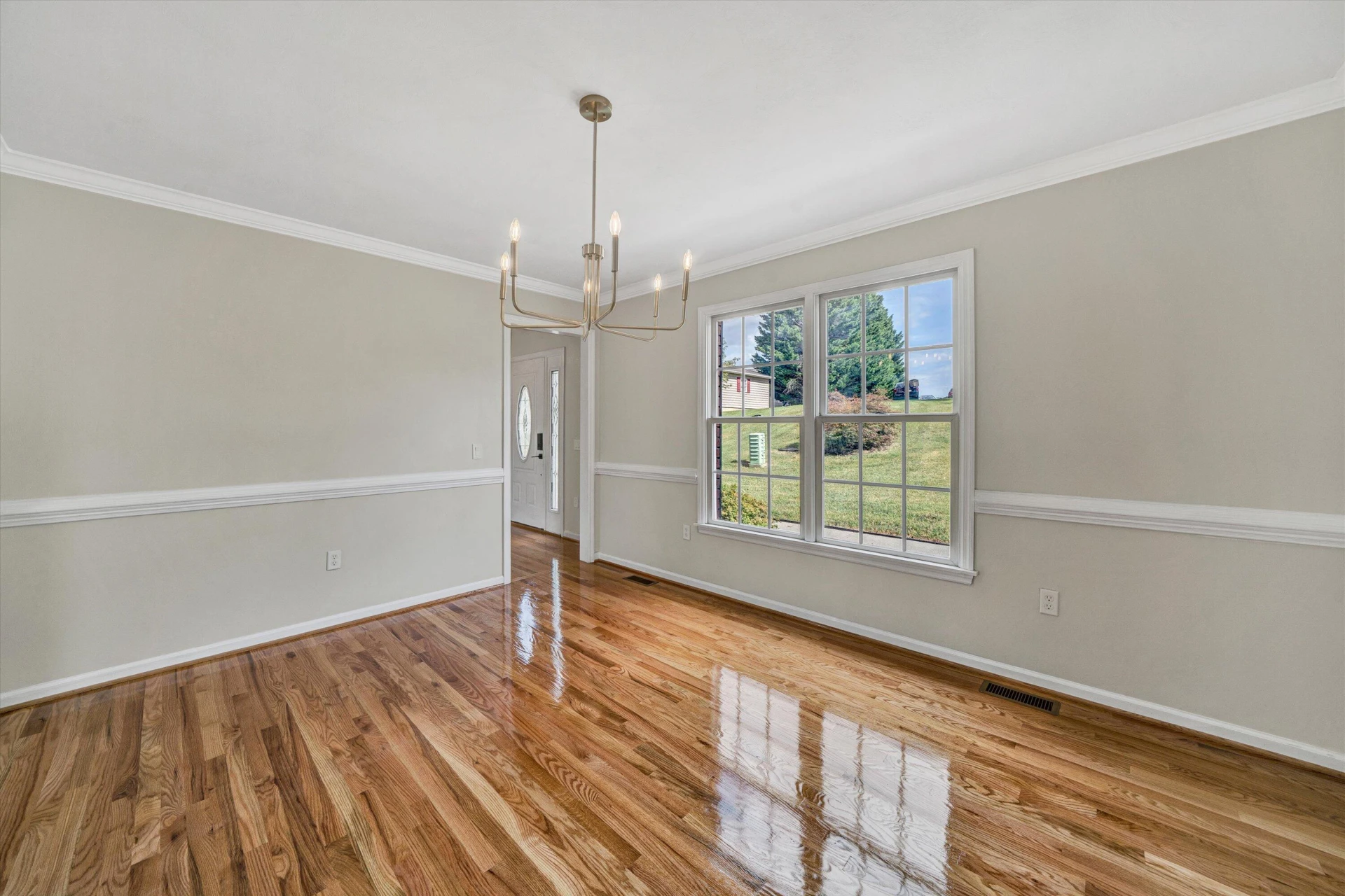 2269 Karen DR - Photo 9