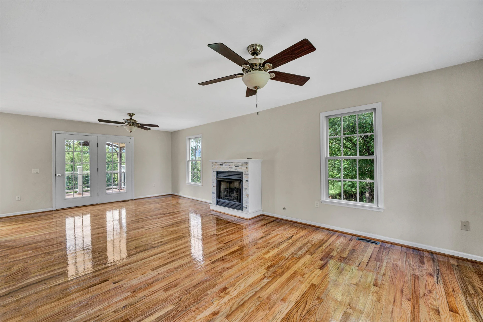 2269 Karen DR - Photo 11