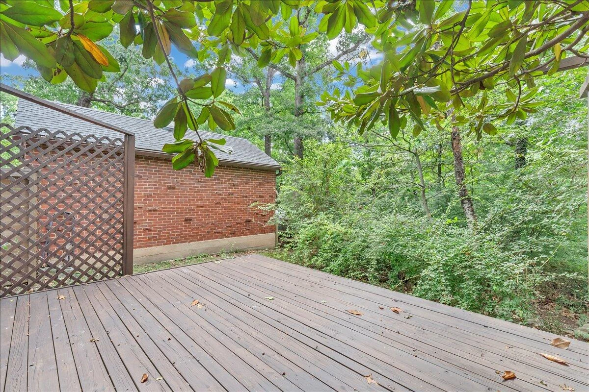2418 Oregon AVE - Photo 14