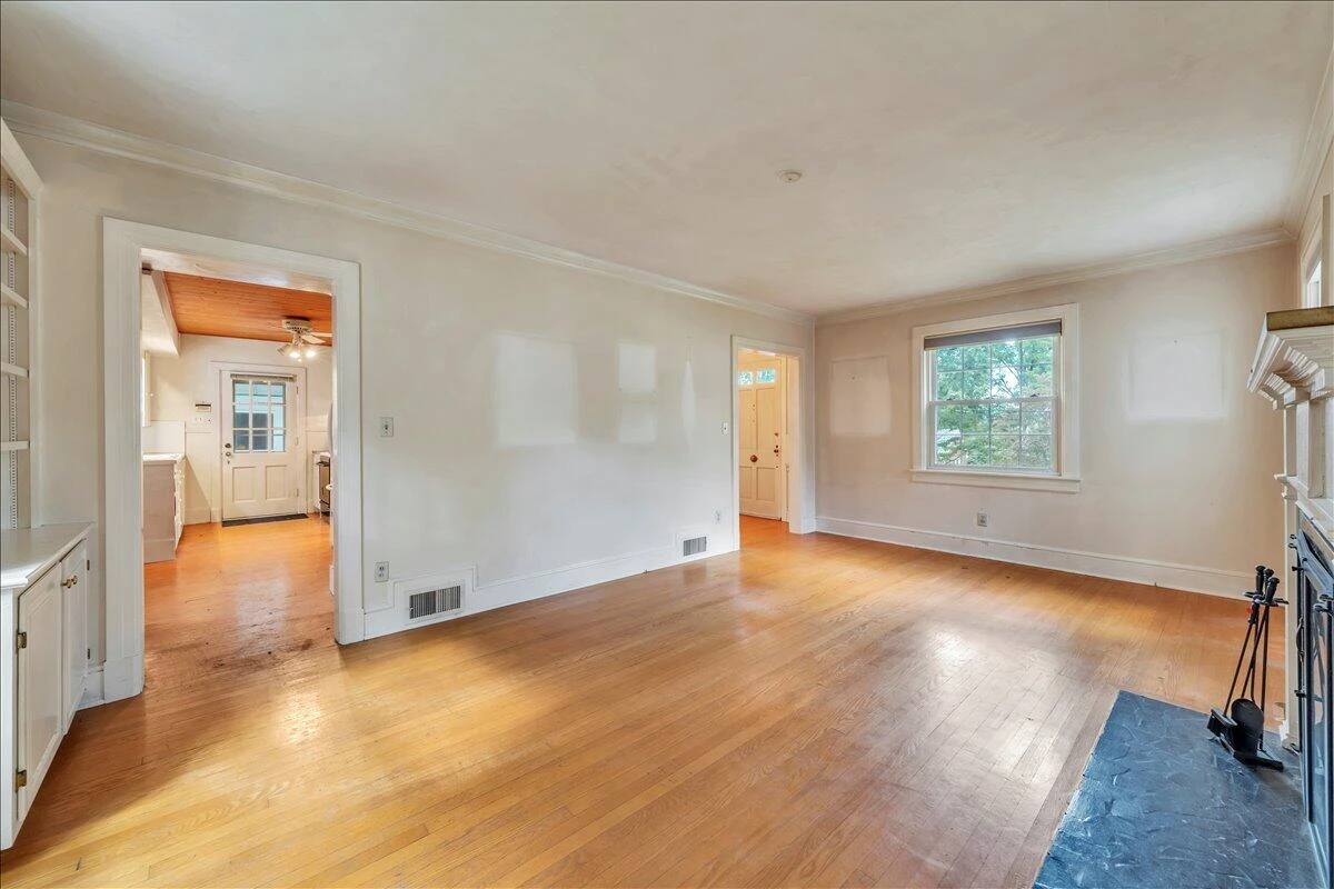 2418 Oregon AVE - Photo 27