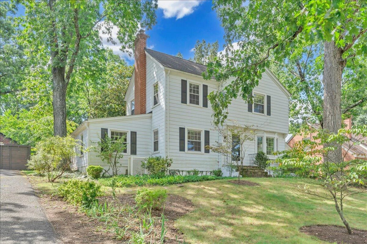2418 Oregon AVE - Photo 3