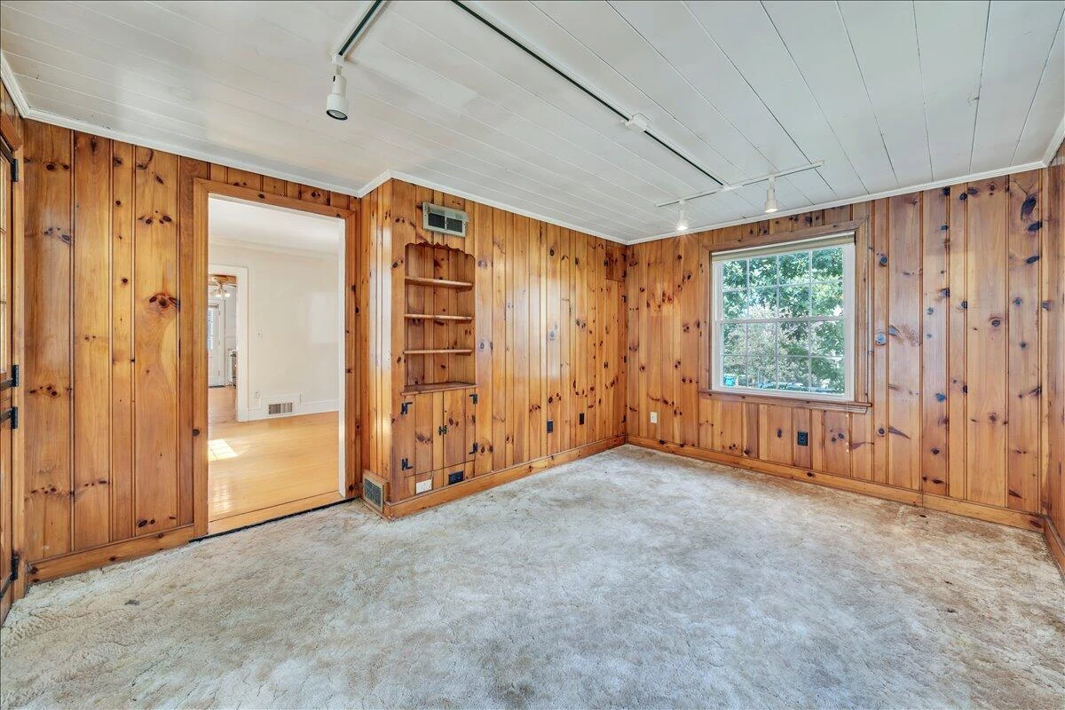 2418 Oregon AVE - Photo 42