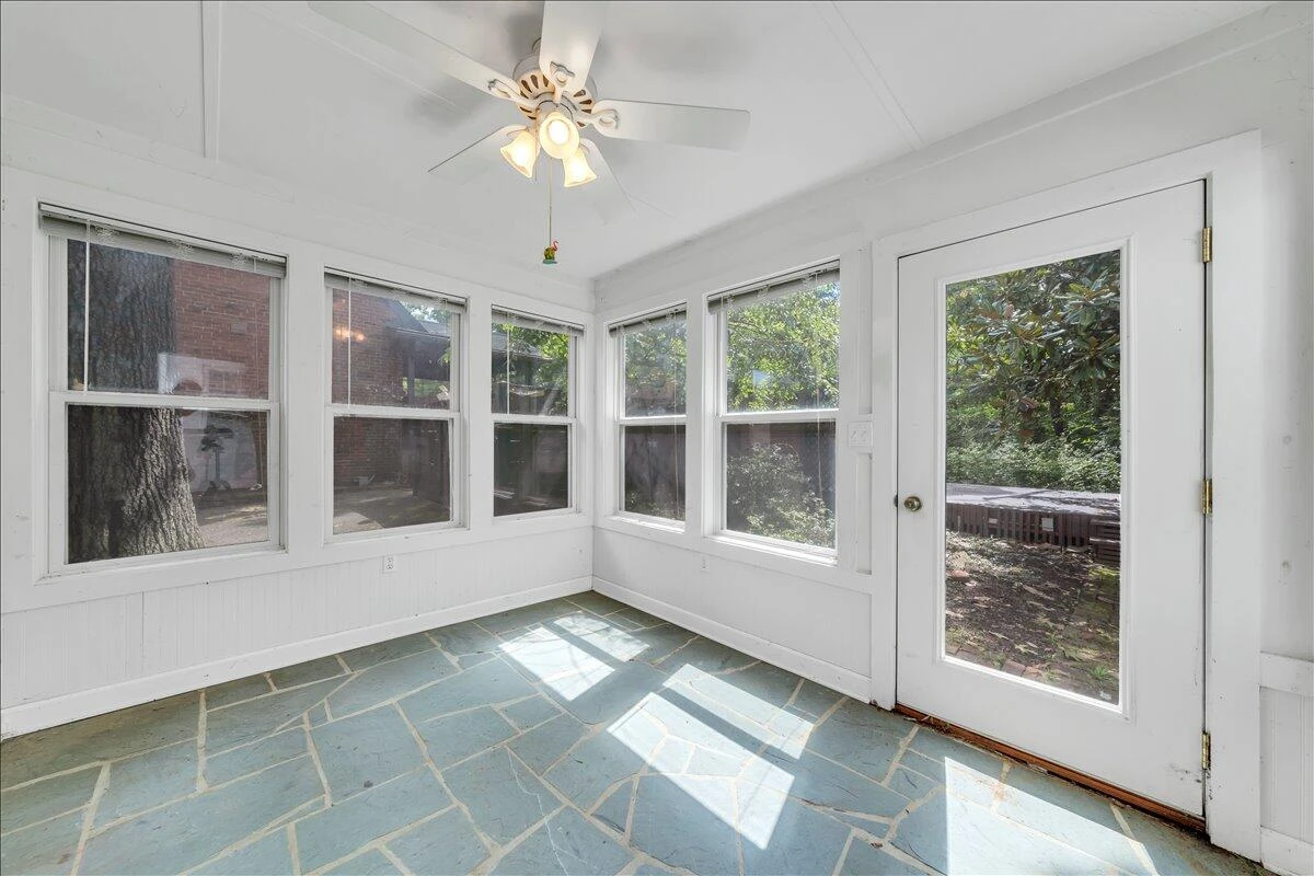 2418 Oregon AVE - Photo 45