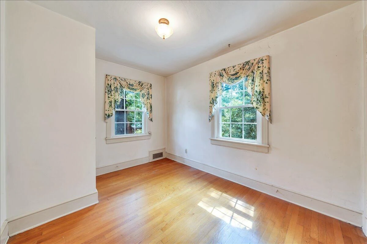 2418 Oregon AVE - Photo 51