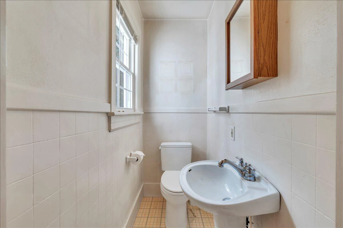 2418 Oregon AVE - Photo 60