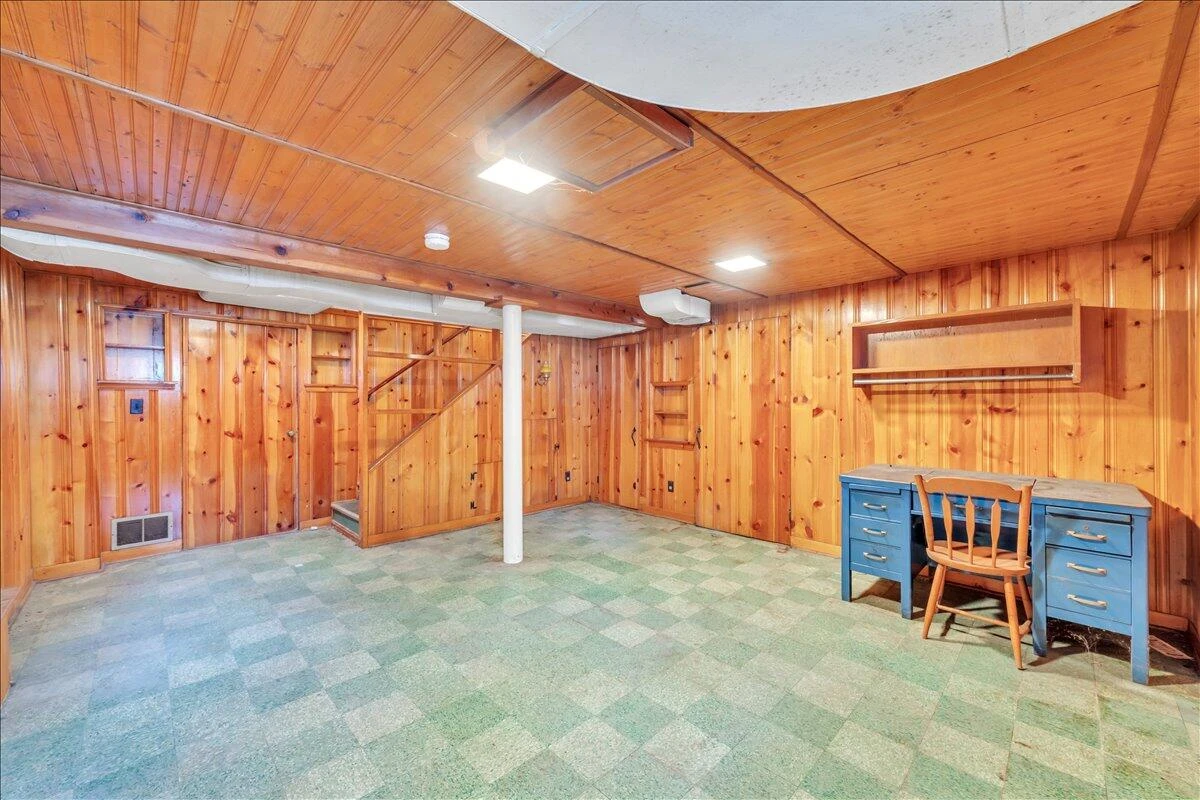 2418 Oregon AVE - Photo 62