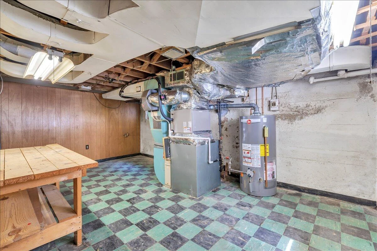 2418 Oregon AVE - Photo 67