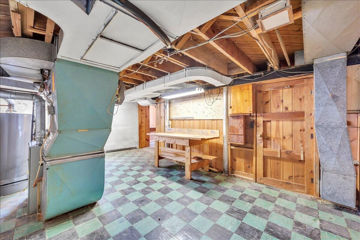 2418 Oregon AVE - Photo 68