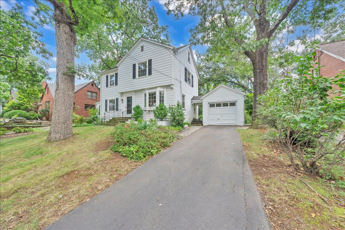 2418 Oregon AVE - Photo 8