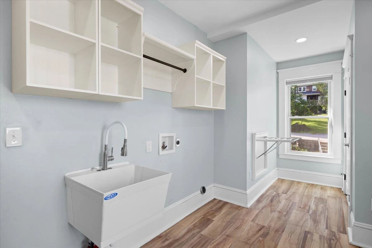 1714 Memorial AVE - Photo 25