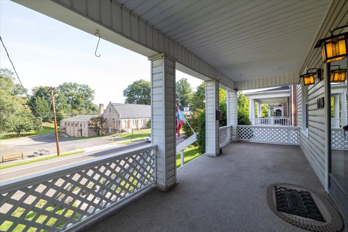 1714 Memorial AVE - Photo 32