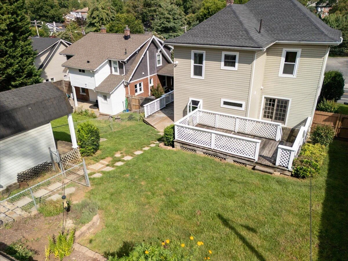 1714 Memorial AVE - Photo 34