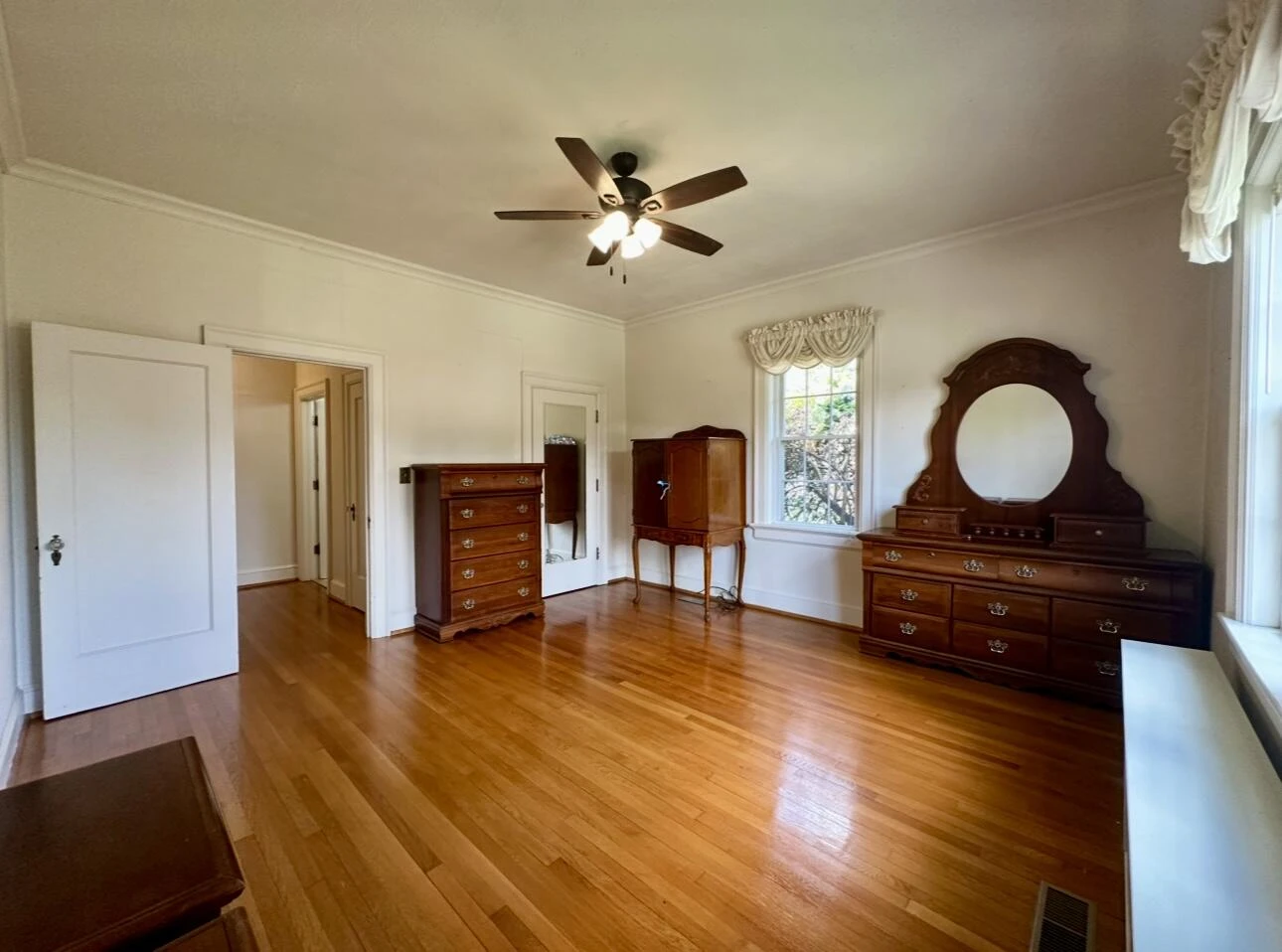 3124 Forest Hill AVE - Photo 11