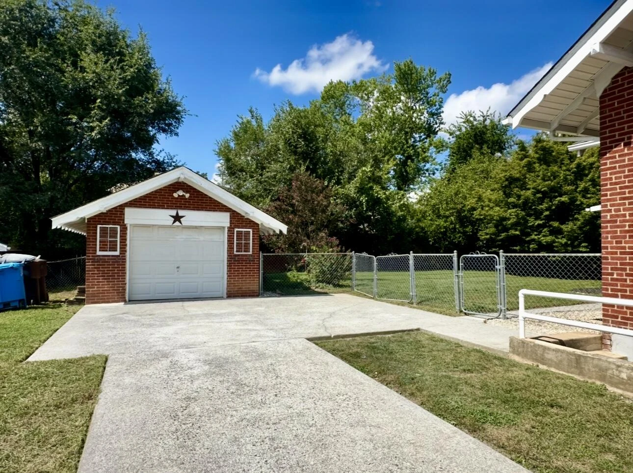 3124 Forest Hill AVE - Photo 5