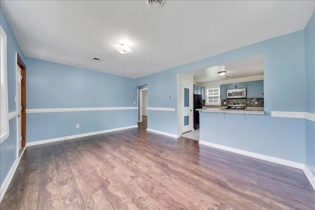 2613 Cornell DR - Photo 10