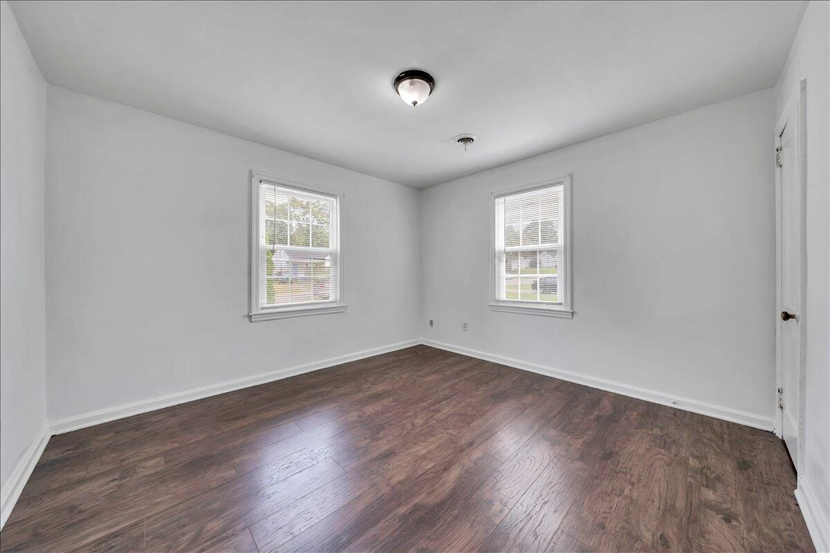 2613 Cornell DR - Photo 14