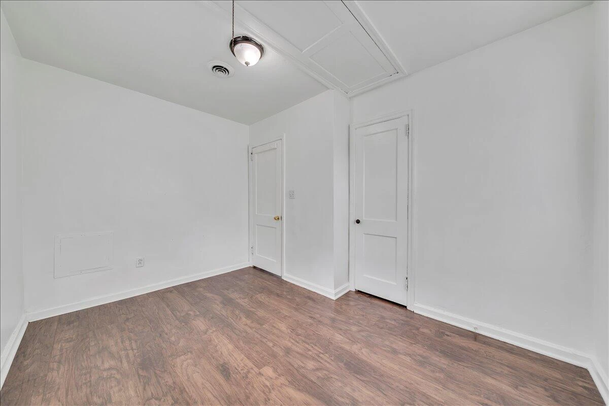 2613 Cornell DR - Photo 18