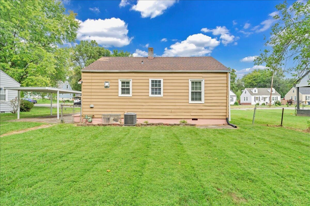 2613 Cornell DR - Photo 26
