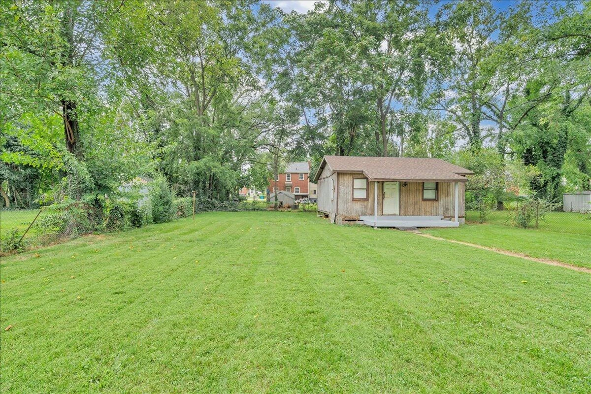 2613 Cornell DR - Photo 31