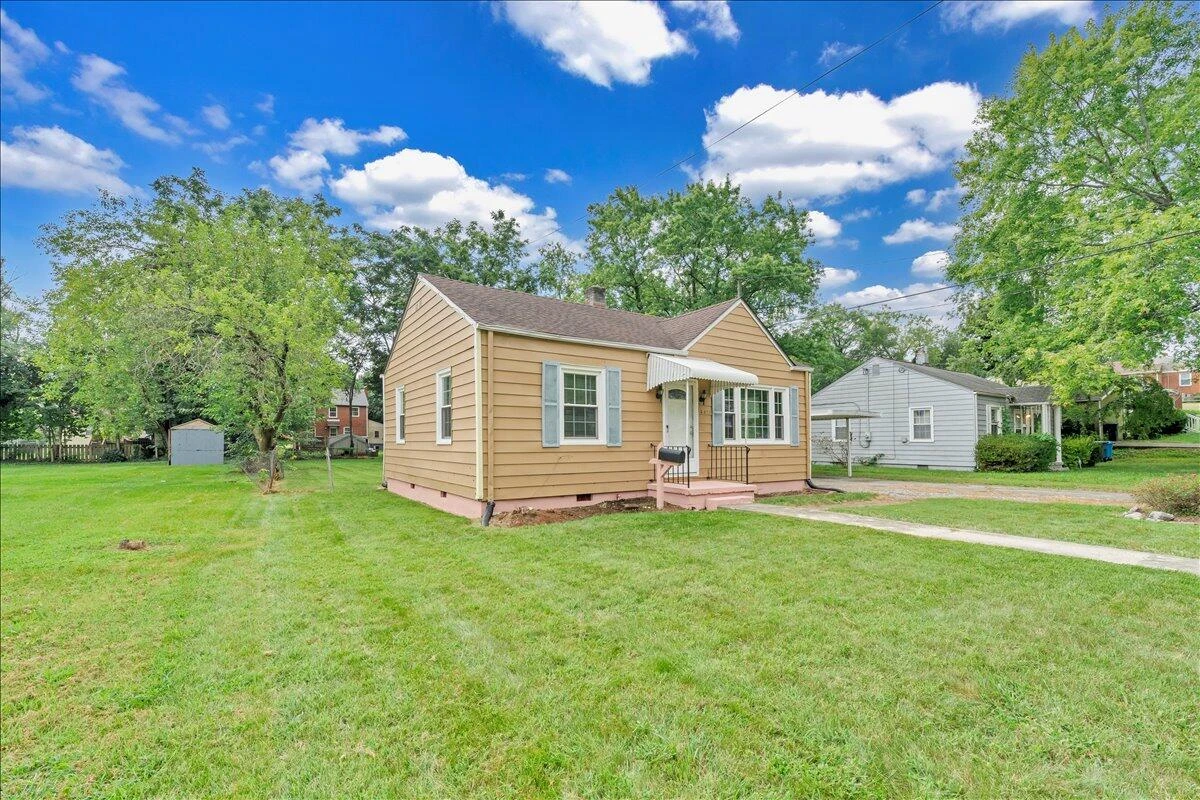 2613 Cornell DR - Photo 40