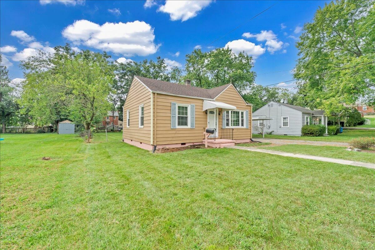2613 Cornell DR - Photo 41