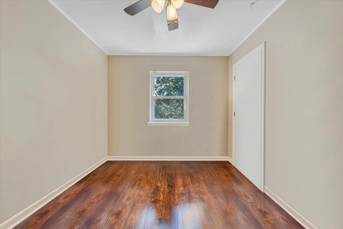 947 Estates RD - Photo 12