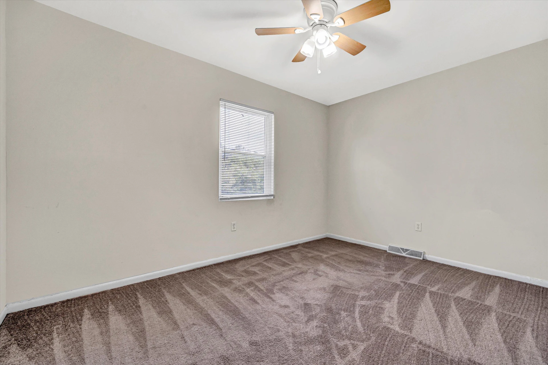 3122 Garden City BLVD - Photo 4