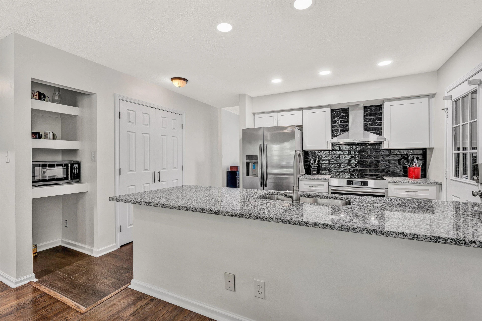 1015 Clearfield RD - Photo 16
