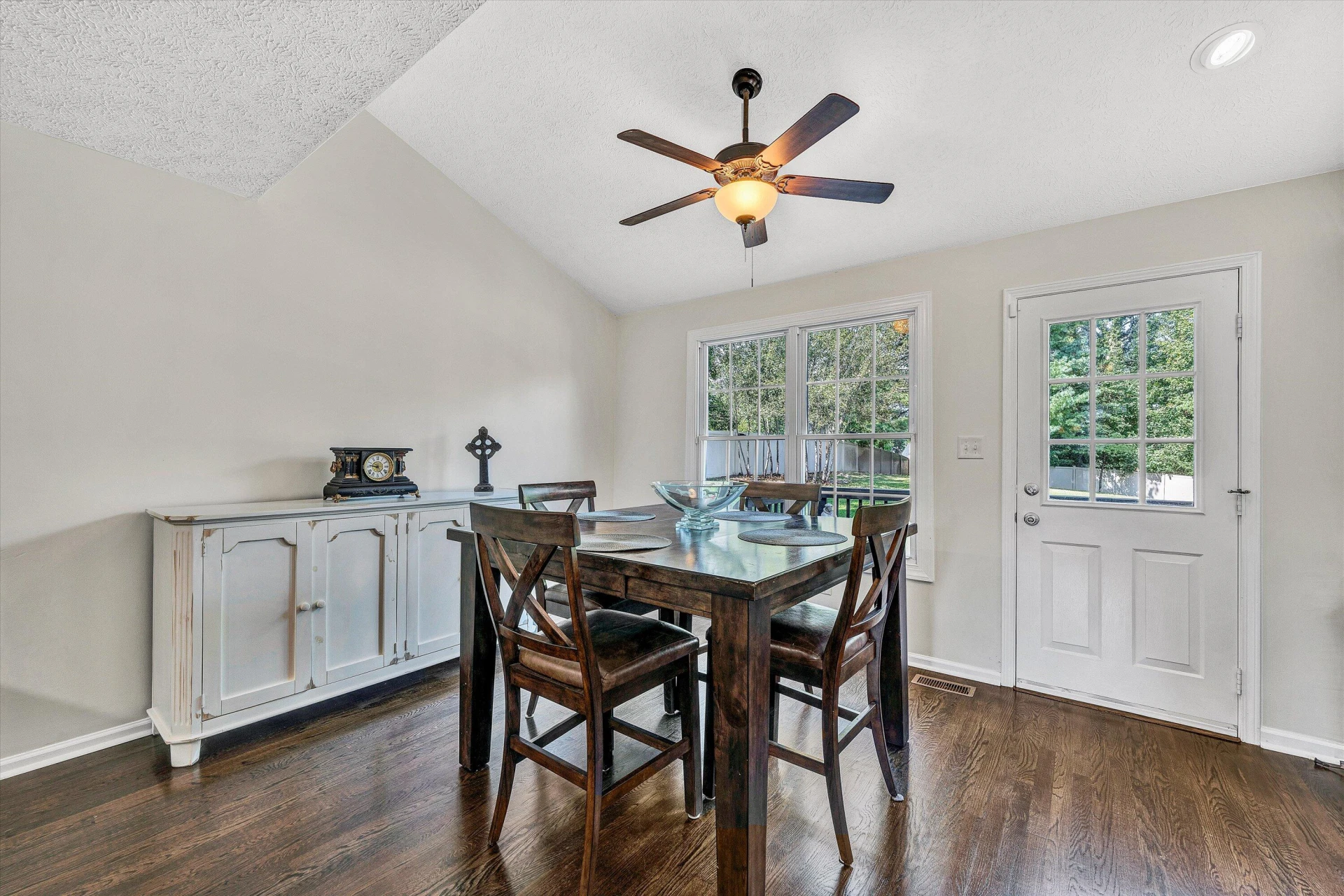 1015 Clearfield RD - Photo 20