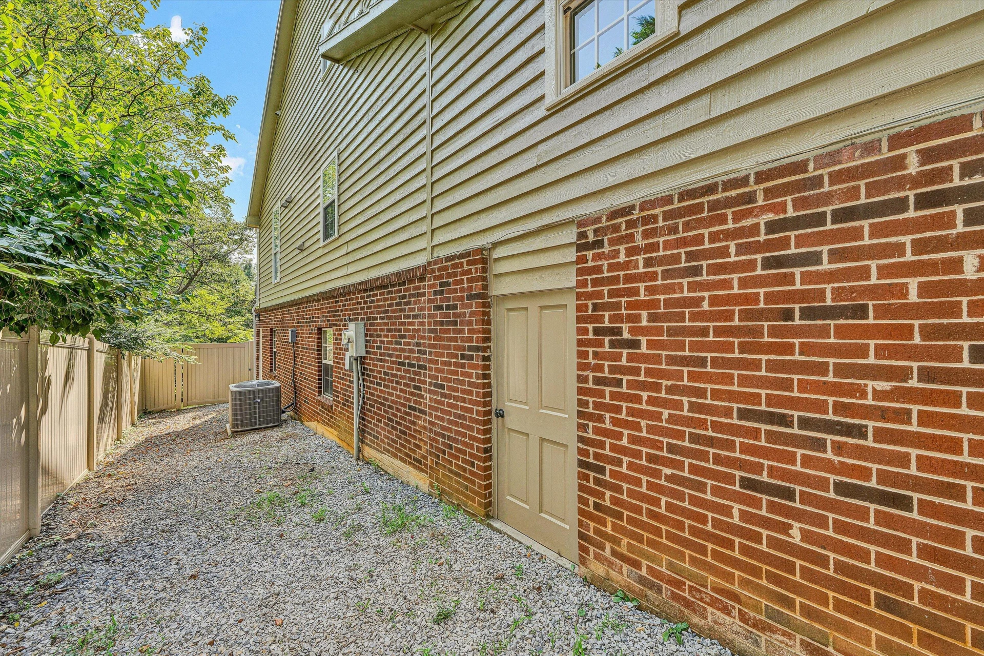 1015 Clearfield RD - Photo 51